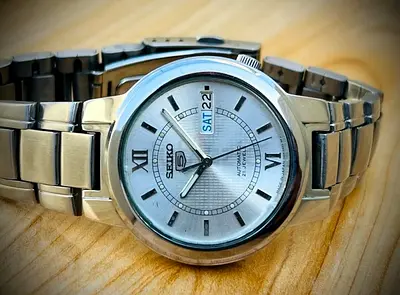 SEIKO 5 Automatic Watch at reasonable price
