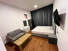 1 Bedspace Available in Master Room for Ladies | Near Metro and Marina Mall |