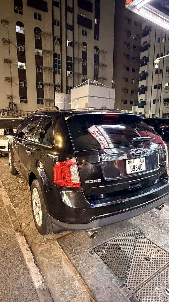 Ford Edge 2013 — photo 1 of 9