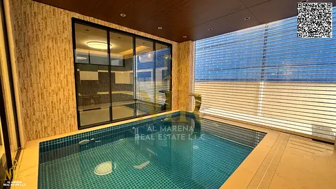 5BR Villa Behind the Park with Private Pool & Roof Included