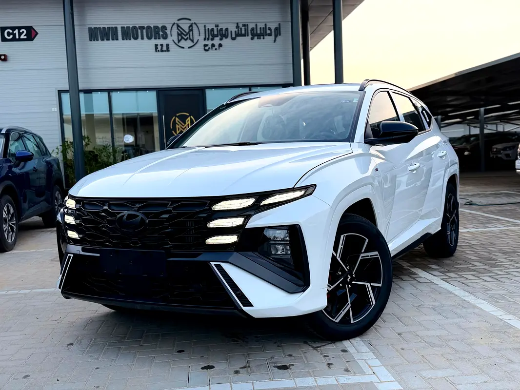 Hyundai Tucson 2025 — photo 1 of 15