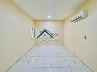Spacious 3 Bedroom || Ground Floor || Balcony || Close To STMC