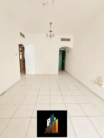 VERY CLEAN 2BHK/2 BATHROOMS+BALCONY AND CENTRAL AC/GAS