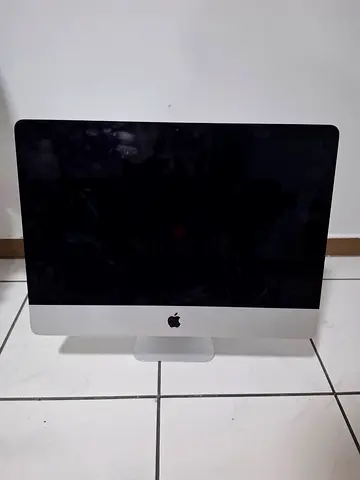 Apple iMac - Silver - Working Condition