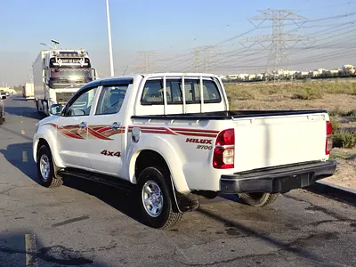 صورة 16 لـ 2014 Toyota HILUX