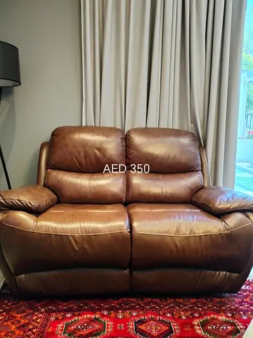Brown Leather 2-Seater Recliner Sofa - Comfortable Compact Loveseat