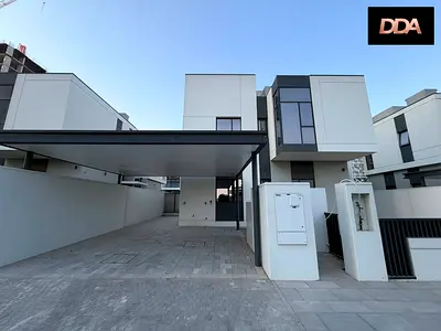 FAMILY LIVING 4BR VILLA | BIG PLOT | READY TO MOVE