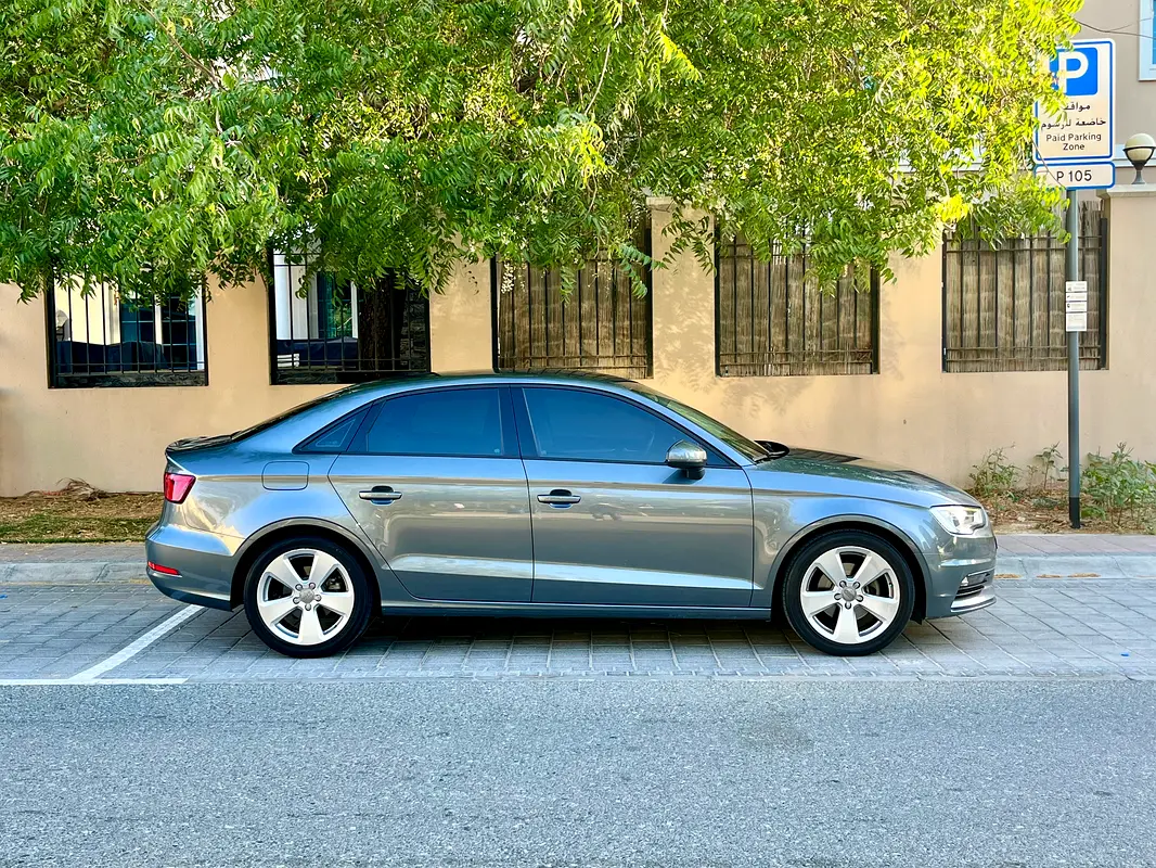 Audi A3 2016 — photo 1 of 13