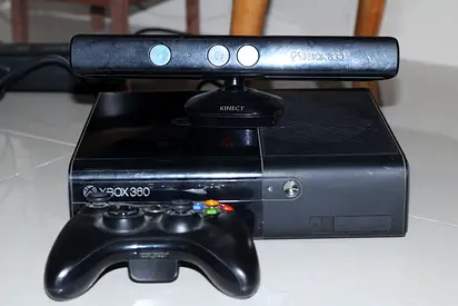 Xbox 360 Incl games and controller
