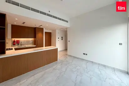 Pool View | Vacant Now | Mid Floor | Fitted Kitch