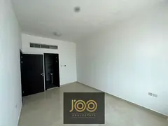 Prime Location | Suitable for Living | Clean Apartment | Second Tenant | Close to All Services