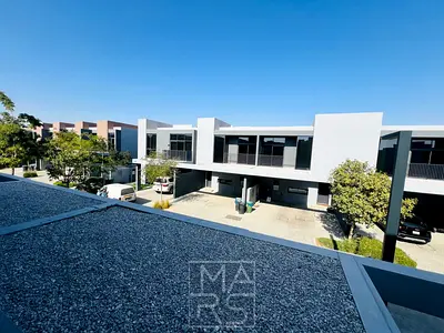 Luxury 3-bedroom villa available for rent :130k