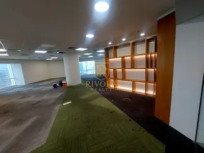 FITTED OFFICE I FOR RENT I SZR VIEW