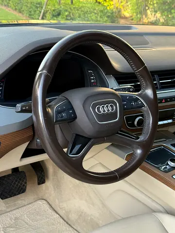صورة 15 لـ 2016 AUDI Q8
