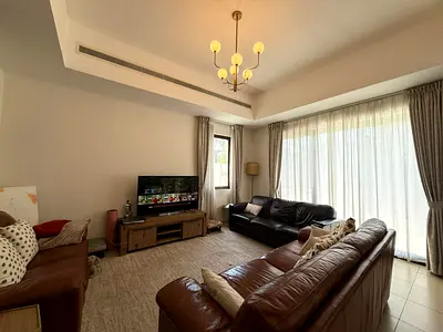 Beautiful 3 Bedroom Villa with Large Garden | Mira Oasis |