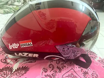 Lazer Aero Cycling Helmet with Visor (Lotto Soudal) -new