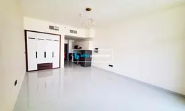 Studio Apartment | Balcony | City &amp; Pool View | Elz Residence Arjan