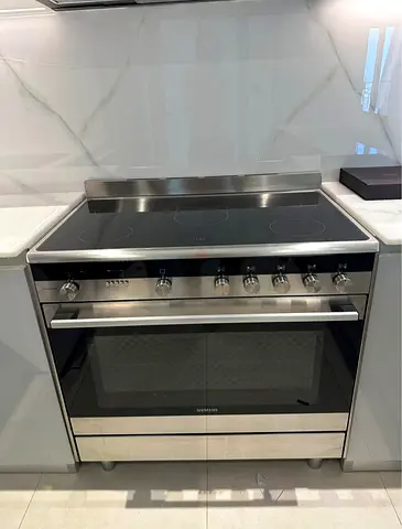 Siemens Latest iq700 Series 5 Hobs full electric ceramic cooker Range size 90cm