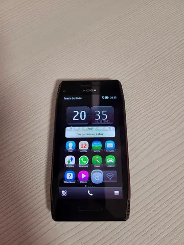 Nokia X7