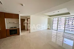 BRANDED | MID FLOOR | VACANT
