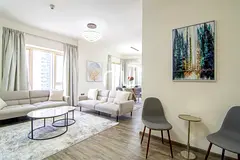 FURNISHED UPGRADED I STUNNING VIEWS I LARGE LAYOUT