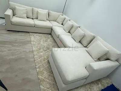 Brand New condition cratebarrel Ushape sofa