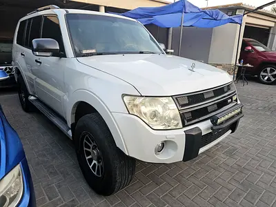 Off road Mitsubishi Pajero 2010 GLS Top 5 Door | GCC Specs