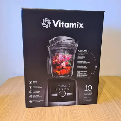 Vitamax Ascent A3500 Blender please Read The Ad