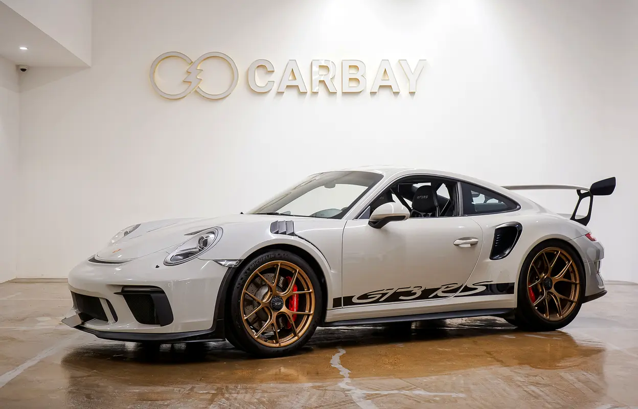 Porsche 911 2019 — photo 1 of 20