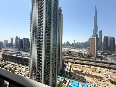 إطلالة على برج خليفة من طابق مرتفع، حجم كبير