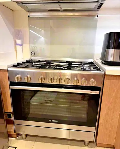 Bosch Stainless Steel 90cm Gas Range with Oven - Good Condition