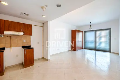 Tenanted Studio | High ROI | Prime Investment