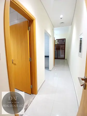 شقة استوديو في بناية جديدة في بر دبي منطقة مينا بازار بالقرب من نستو هايبر ماركت سوق الكبير