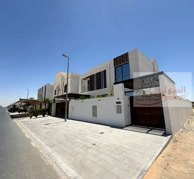 موقع لا يتكرر , فيلا للبيع في الحوشي الشارقة