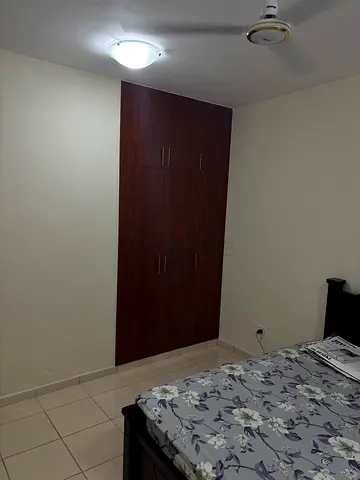 Master bedroom for rent