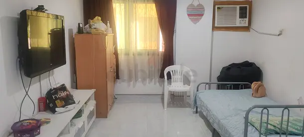 South Indian Single Male Executive bachelor room for rent from May to July 2026