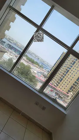 For sale in Ajman: 2 bedrooms, living room, 3 bathrooms, open view, furnished and with parking, Horizon Towers