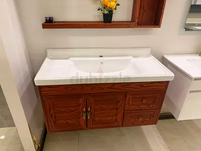 Finish Bathroom Vanity Set with Mirror and Sink