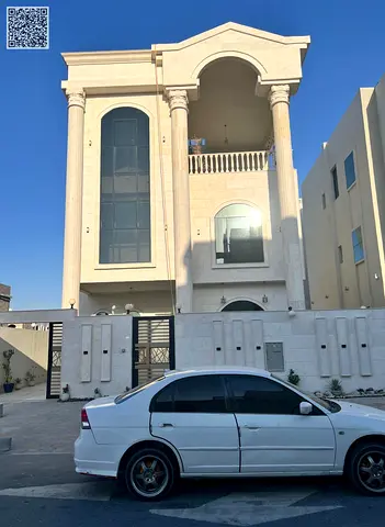 Classic Villa / Master Bedroom / Prime Location