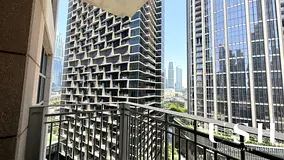 Luxury Living with Stunning fountain View
