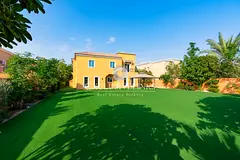 Immaculate Condition | Vacant | Lush