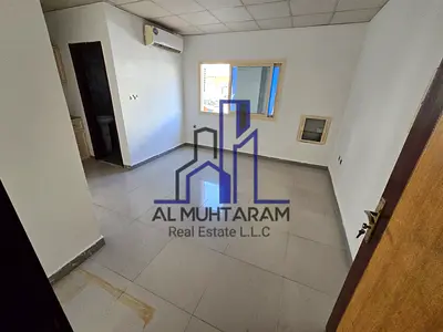 Spacious studio for bachelor near bus station