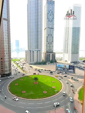 الشارقه التعاون شقه غرفه وصاله ومطبخ وحمامين