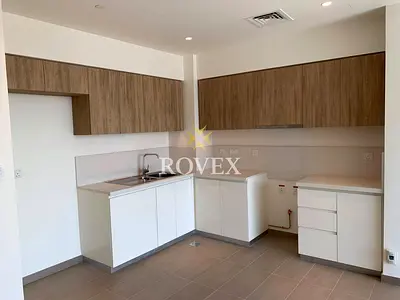 Vacant | Chiller Free | Open Living