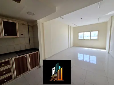 STUDIO BIG APARTMENT NEAR MUWALLAH AERA FOR FIMLY GOOD LOCATION RENT ONLY 20K