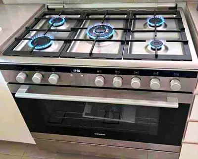 Siemens 5-Burner Gas Cooker with  Oven - Stainless Steel working perfectly condition excellent