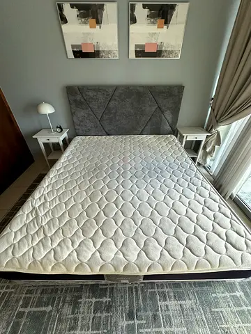 Queen mattress with mattress topper - barely used