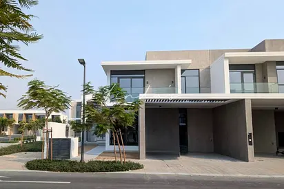 True Corner | Vacant soon | Great location