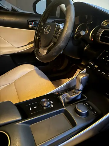 Lexus IS250 2014 | 263K km | American Specs | Well Maintained