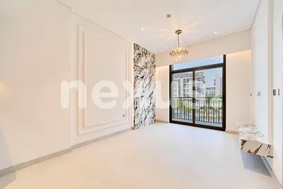 Biggest Layout | Top Floor | First Move